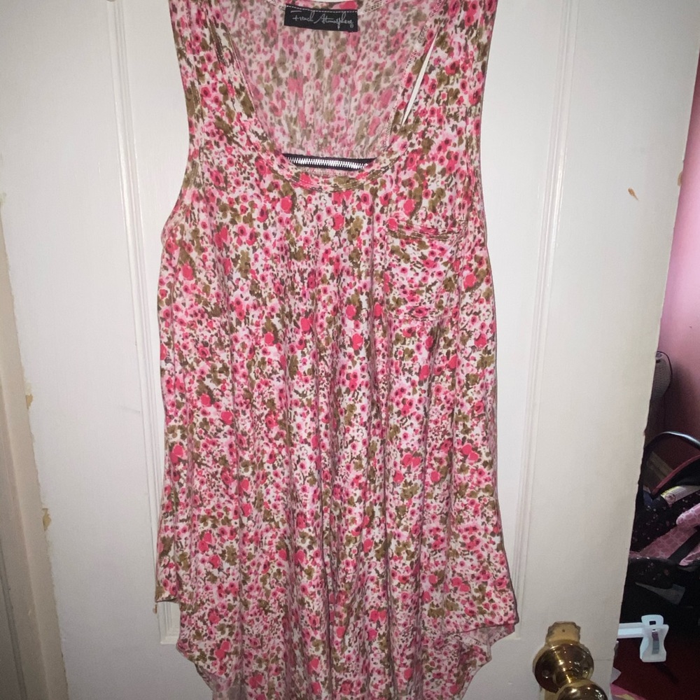 Floral pink flowy tank top